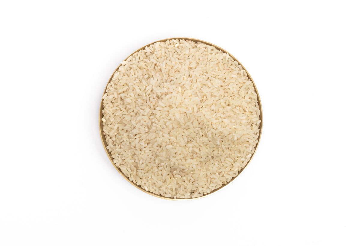 OOO Farms Rajghudiya Rice (Semipolished) in a Bowl